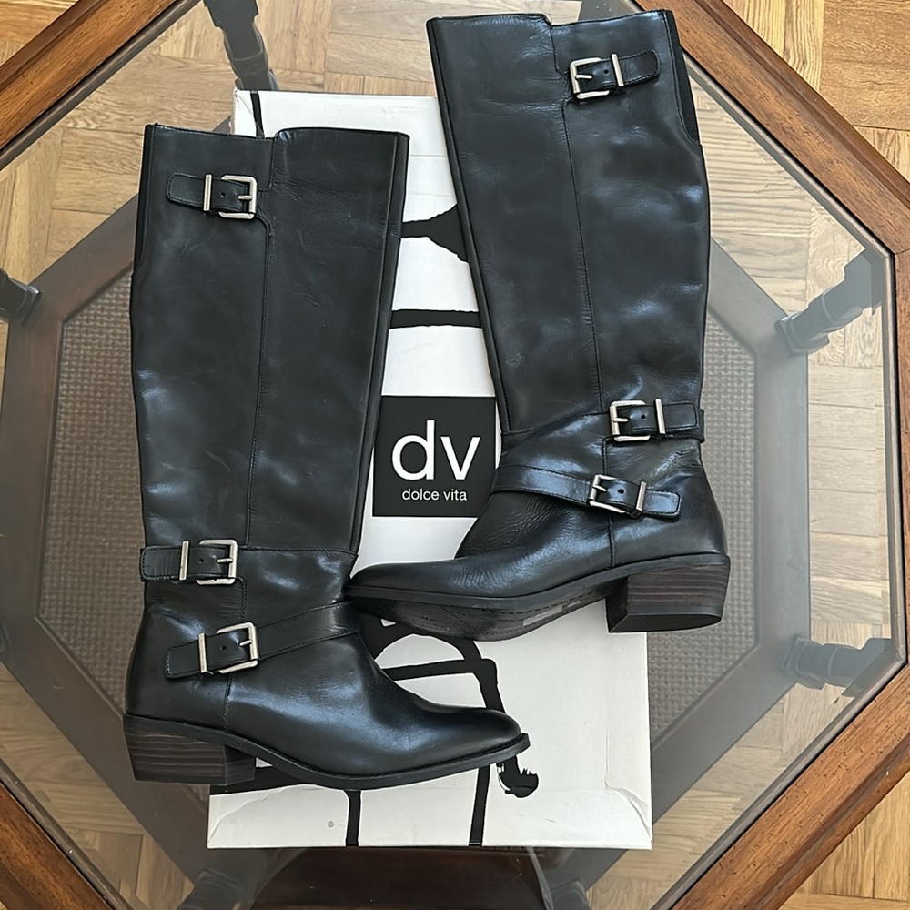 DV by Dolce Vita Cambridge Women’s Leather Boots